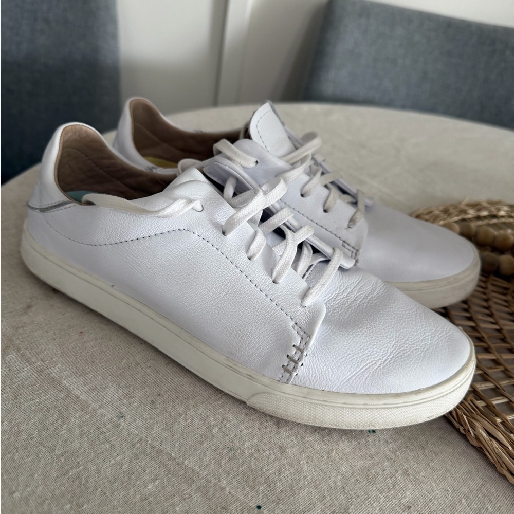 OLUKAI Pehuea Li 'ILI Women's Casual Leather Lace Up Sneakers White Size 8.5